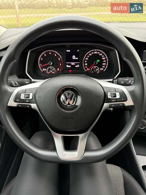 Седан Volkswagen Jetta 2019 в Кривом Роге