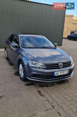 Седан Volkswagen Jetta 2015 в Первомайську