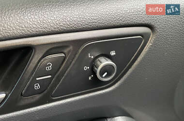 Седан Volkswagen Jetta 2014 в 