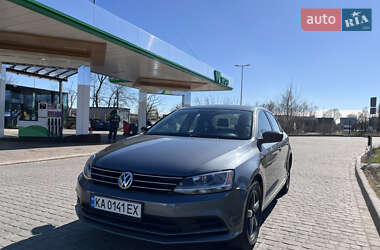 Седан Volkswagen Jetta 2016 в 