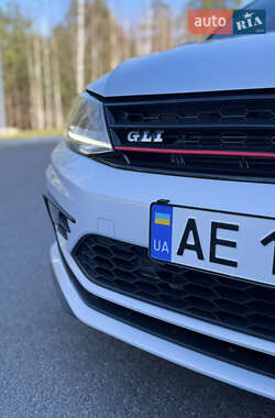 Седан Volkswagen Jetta 2016 в 
