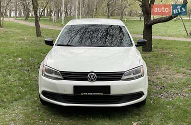 Седан Volkswagen Jetta 2011 в 