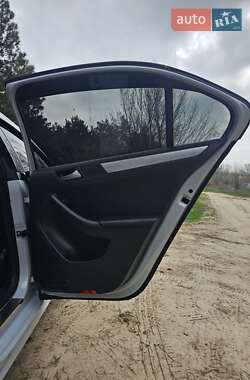 Седан Volkswagen Jetta 2017 в 