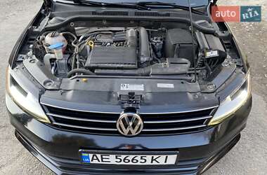 Седан Volkswagen Jetta 2017 в 