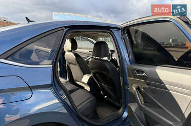 Седан Volkswagen Jetta 2018 в Киеве