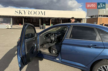 Седан Volkswagen Jetta 2018 в Киеве