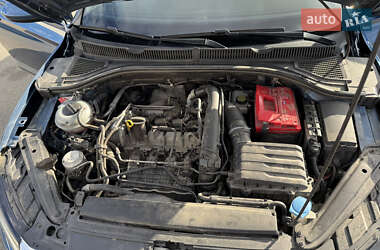 Седан Volkswagen Jetta 2018 в Киеве