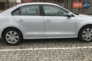 Седан Volkswagen Jetta 2017 в 