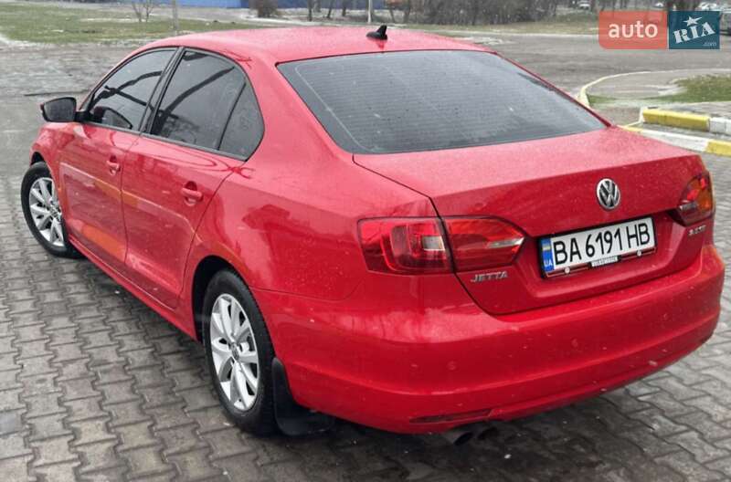 Седан Volkswagen Jetta 2012 в Світловодську