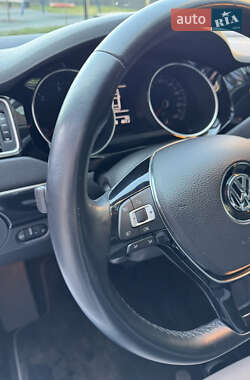 Седан Volkswagen Jetta 2015 в 