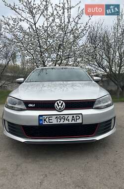 Седан Volkswagen Jetta 2013 в 