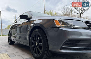 Седан Volkswagen Jetta 2014 в 