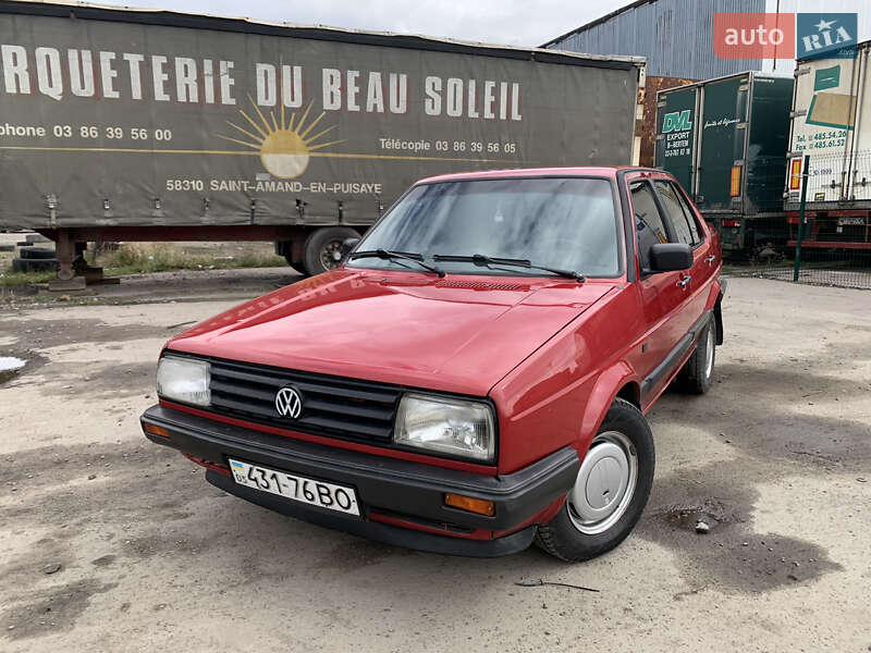 Седан Volkswagen Jetta 1989 в 