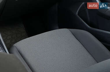 Седан Volkswagen Jetta 2018 в 