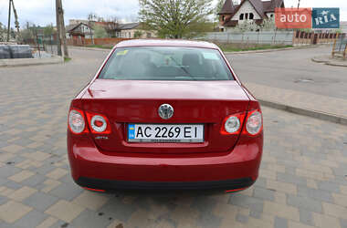 Седан Volkswagen Jetta 2006 в 