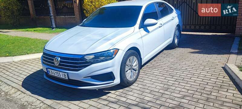 Седан Volkswagen Jetta 2018 в Києві