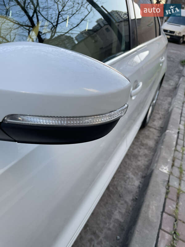 Седан Volkswagen Jetta 2015 в Одессе