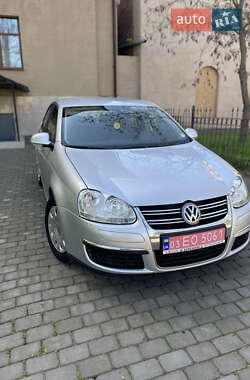 Седан Volkswagen Jetta 2006 в 