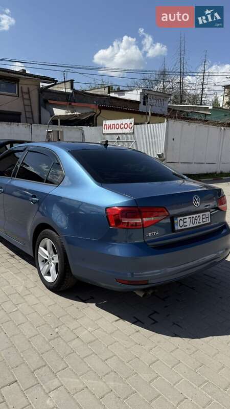Седан Volkswagen Jetta 2014 в Черновцах
