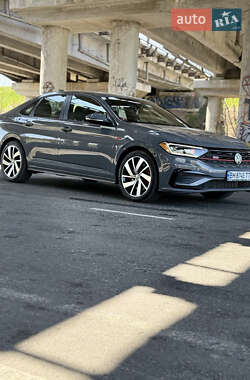 Седан Volkswagen Jetta 2019 в 