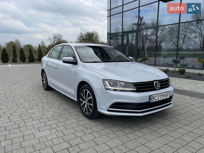 Седан Volkswagen Jetta 2017 в Львові