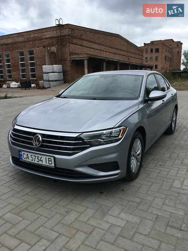 Volkswagen Jetta 2019