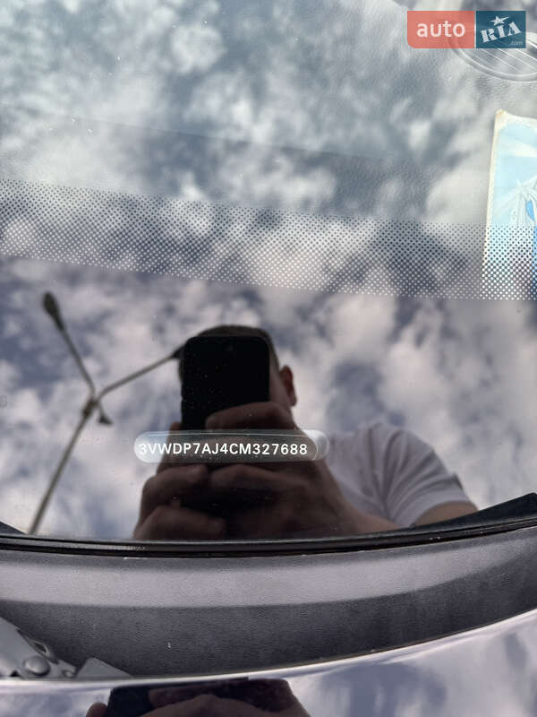 Седан Volkswagen Jetta 2011 в Ивано-Франковске фото 9 Седан Volkswagen Jetta 2011 в Ивано-Франковске