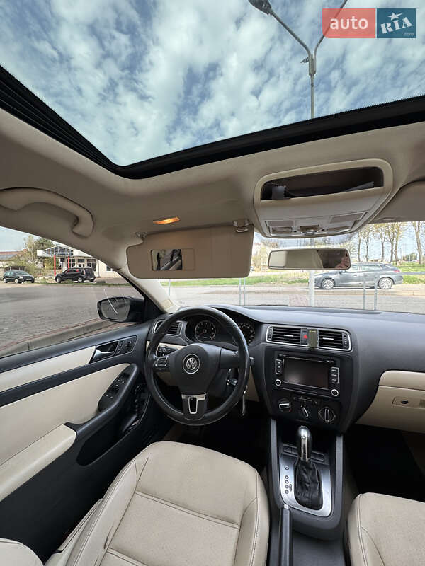 Седан Volkswagen Jetta 2011 в Ивано-Франковске фото 15 Седан Volkswagen Jetta 2011 в Ивано-Франковске