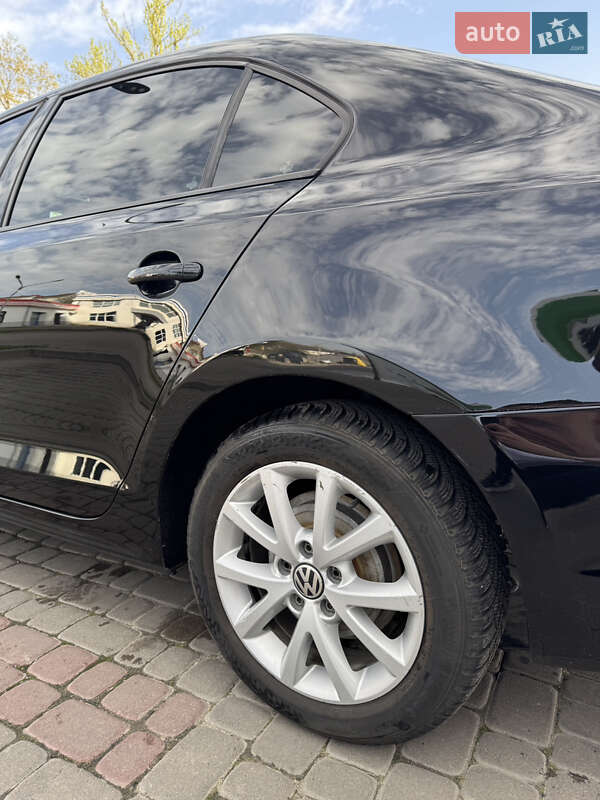 Седан Volkswagen Jetta 2011 в Ивано-Франковске фото 28 Седан Volkswagen Jetta 2011 в Ивано-Франковске