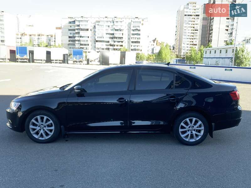Седан Volkswagen Jetta 2011 в Киеве