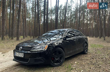 Седан Volkswagen Jetta 2014 в 