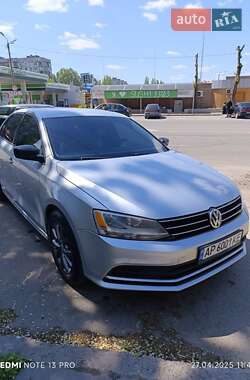 Седан Volkswagen Jetta 2015 в 