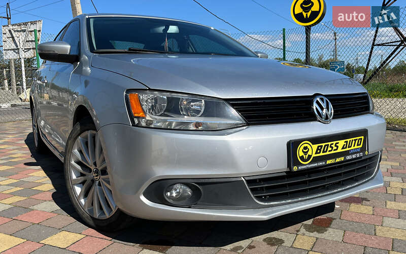 Volkswagen Jetta 2014