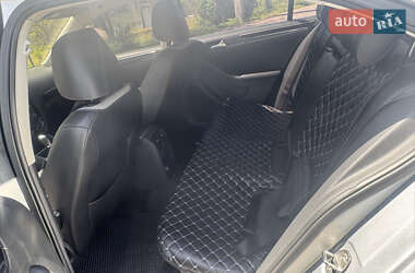 Седан Volkswagen Jetta 2016 в 