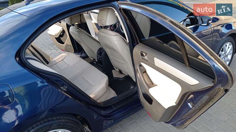 Седан Volkswagen Jetta 2013 в Городище