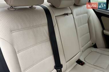 Седан Volkswagen Jetta 2013 в 