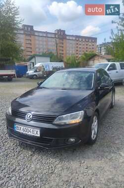 Седан Volkswagen Jetta 2010 в 