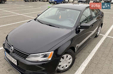 Седан Volkswagen Jetta 2011 в Києві