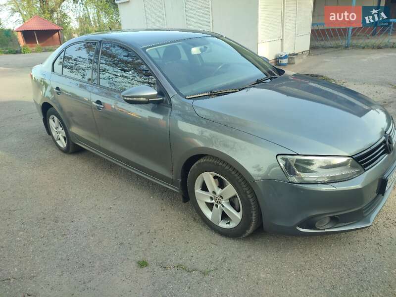 Седан Volkswagen Jetta 2012 в Знам'янці