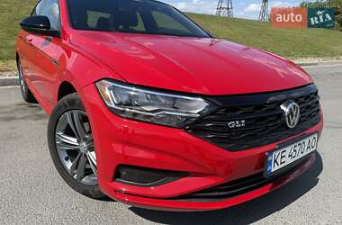 Седан Volkswagen Jetta 2019 в Днепре