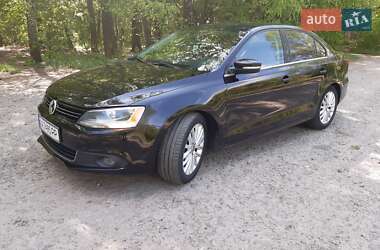 Седан Volkswagen Jetta 2012 в 