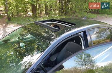 Седан Volkswagen Jetta 2012 в 