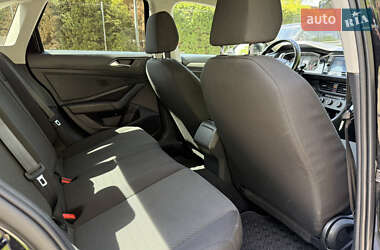 Седан Volkswagen Jetta 2018 в 