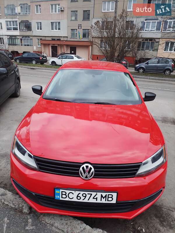 Седан Volkswagen Jetta 2014 в Львове