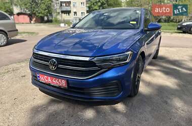 Седан Volkswagen Jetta 2023 в Коростене