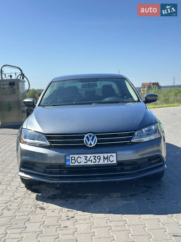 Седан Volkswagen Jetta 2017 в 