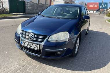 Седан Volkswagen Jetta 2008 в 