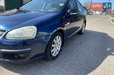 Седан Volkswagen Jetta 2008 в 