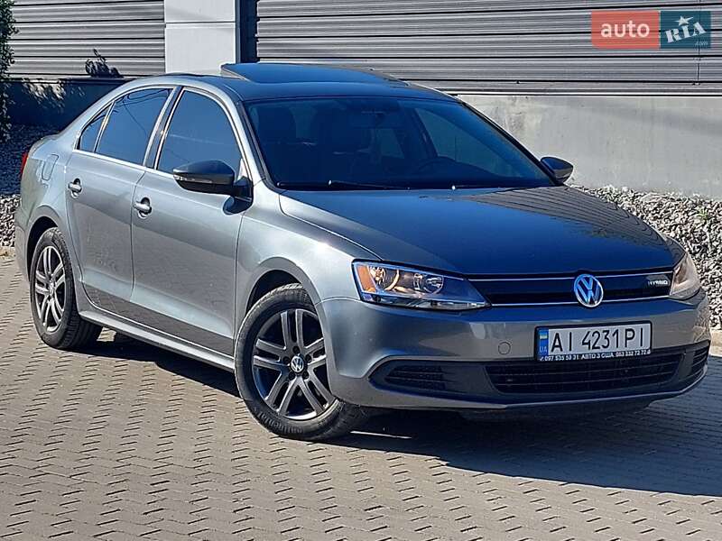Седан Volkswagen Jetta 2012 в 