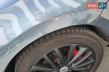 Седан Volkswagen Jetta 2016 в 